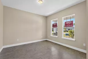 1262 Champions Dr, Daytona Beach, FL 32124 - Photo 17