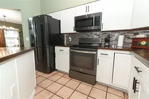 405 Dumont Ave, Deltona, FL 32738 - Photo 17