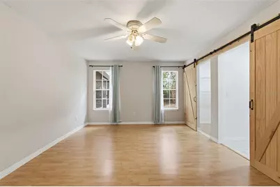 325 E Plymouth Avenue, Deland, FL 32724 - Photo 11