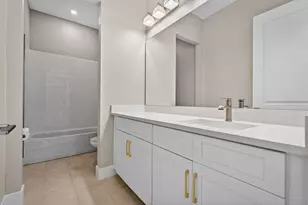 1257 Champions Dr, Daytona Beach, FL 32124 - Photo 47