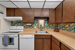 935 N Halifax Ave, Daytona Beach, FL 32118 - Photo 7