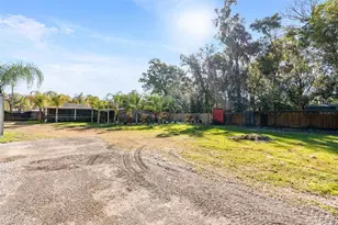 718 Gracie Ct, Deland, FL 32720 - Photo 25