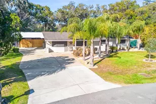 718 Gracie Ct, Deland, FL 32720 - Photo 1