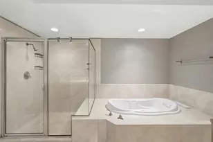 241 Riverside Dr, Daytona Beach, FL 32117 - Photo 33