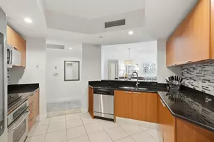 241 Riverside Dr, Daytona Beach, FL 32117 - Photo 15