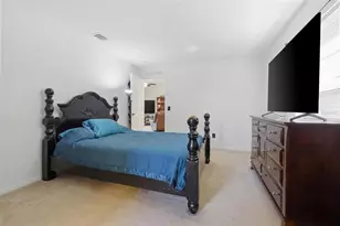 2979 Chilton St, Deltona, FL 32738 - Photo 9