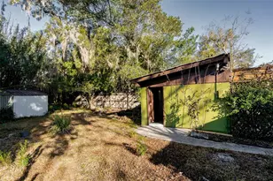 612 N Salisbury Ave, Deland, FL 32720 - Photo 15