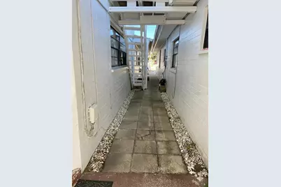 938 N Grandview Avenue, Daytona Beach, FL 32118 - Photo 7