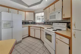 1200 S Village Lake Dr, Deland, FL 32724 - Photo 9