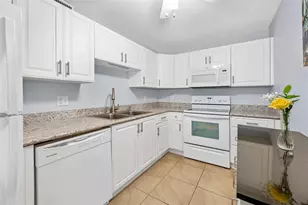 2711 N Halifax Ave, Daytona Beach, FL 32118 - Photo 3