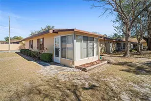 42 Villa Villar Ct, Deland, FL 32724 - Photo 7