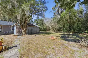 319 W University Ave, Deland, FL 32720 - Photo 27