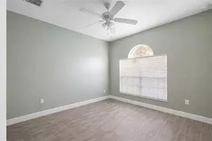 322 Secretariat Ct, Deland, FL 32724 - Photo 5