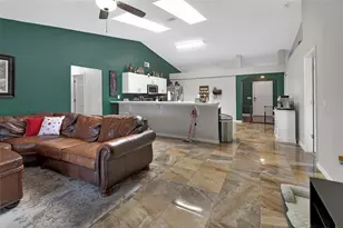 828 White Birch Ct, Orange City, FL 32763 - Photo 13