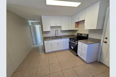 554 Spruce Street, Daytona Beach, FL 32114 - Photo 3