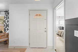 1049 W New York Ave, Orange City, FL 32763 - Photo 3