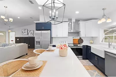 1049 W New York Avenue, Orange City, FL 32763 - Photo 9