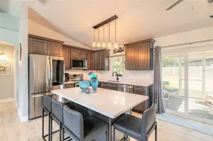 2803 Kumquat Dr, Edgewater, FL 32141 - Photo 3