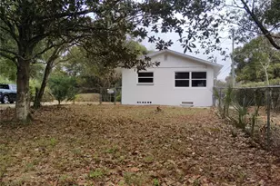 624 E Howry Ave, Deland, FL 32724 - Photo 9