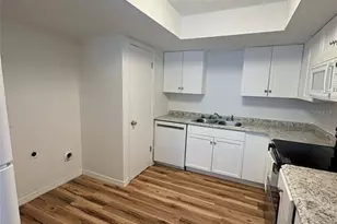 411 Banana Cay Dr, South Daytona, FL 32119 - Photo 5