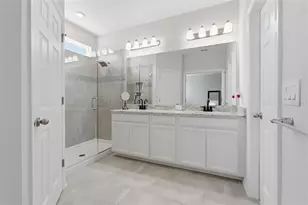 2201 Standing Rock Cir, Oakland, FL 34787 - Photo 19