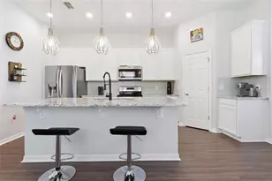 2201 Standing Rock Cir, Oakland, FL 34787 - Photo 11