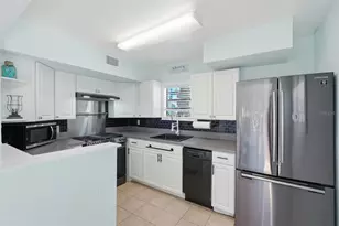 7 Clarendon Ct, Daytona Beach, FL 32118 - Photo 3