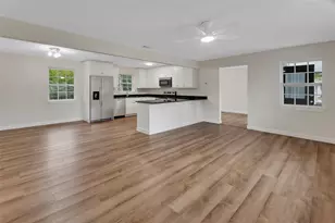 218 Lucerne Dr, Debary, FL 32713 - Photo 3