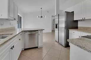 2225 Central Pkwy, Deland, FL 32724 - Photo 7