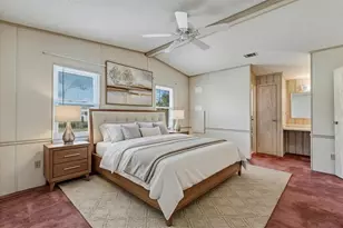 1404 Plantation Dr, Lady Lake, FL 32159 - Photo 21