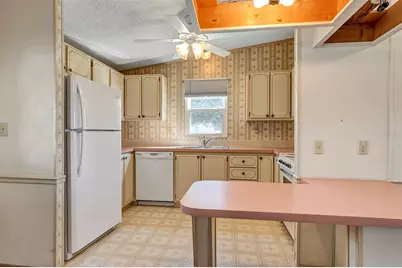 1404 Plantation Drive, Lady Lake, FL 32159 - Photo 5