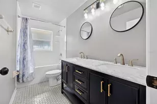 2355 Weldon Ct, Deltona, FL 32738 - Photo 5