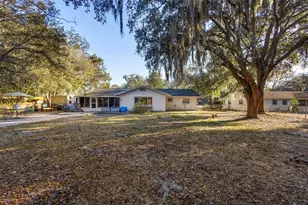 2239 Holly Ln, Deland, FL 32724 - Photo 21