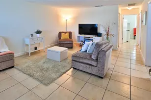 411 N Halifax Ave, Daytona Beach, FL 32118 - Photo 9