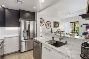 120 Hibiscus Woods Ct, Deltona, FL 32725 - Photo 3