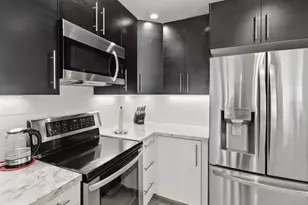 120 Hibiscus Woods Ct, Deltona, FL 32725 - Photo 5