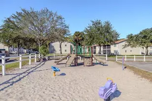 426 Banana Cay Dr, South Daytona, FL 32119 - Photo 17