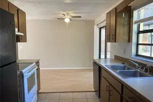 2570 Beal St, Deltona, FL 32738 - Photo 9