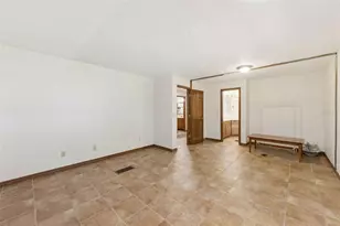 539 Tabatha Dr, Osteen, FL 32764 - Photo 41