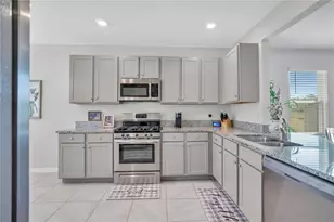 332 Nowell Loop, Deland, FL 32724 - Photo 9