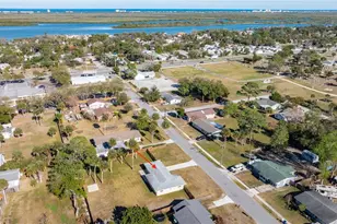 123 W Ocean Ave, Edgewater, FL 32132 - Photo 23