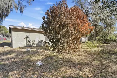 808 Oakmont Court, Deland, FL 32720 - Photo 11