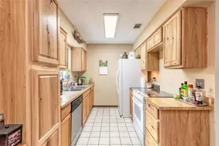 1561 Mobile Ave, Daytona Beach, FL 32117 - Photo 7