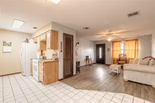 1561 Mobile Ave, Daytona Beach, FL 32117 - Photo 9