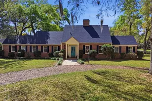 911 Pine Tree Terrace, Deland, FL 32724 - Photo 1