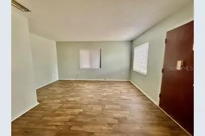 240 E Howry Avenue, Deland, FL 32724 - Photo 5