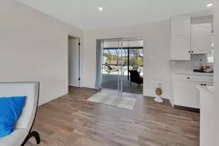 1007 Crescent Pkwy, Deland, FL 32724 - Photo 9