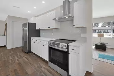 1007 Crescent Parkway, Deland, FL 32724 - Photo 11