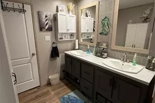 8325 N Fairgrove Terrace, Dunnellon, FL 34433 - Photo 27