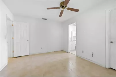 650 E Voorhis Avenue, Deland, FL 32724 - Photo 33